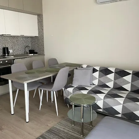 Sveciu Namai Vaivorykste Apartment *