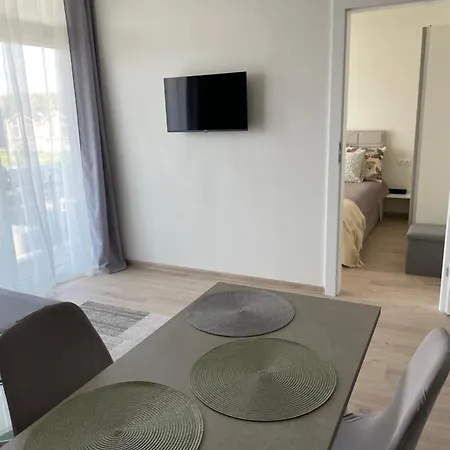 Apartament Sveciu Namai Vaivorykste *