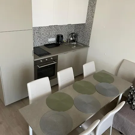 Sveciu Namai Vaivorykste Apartament